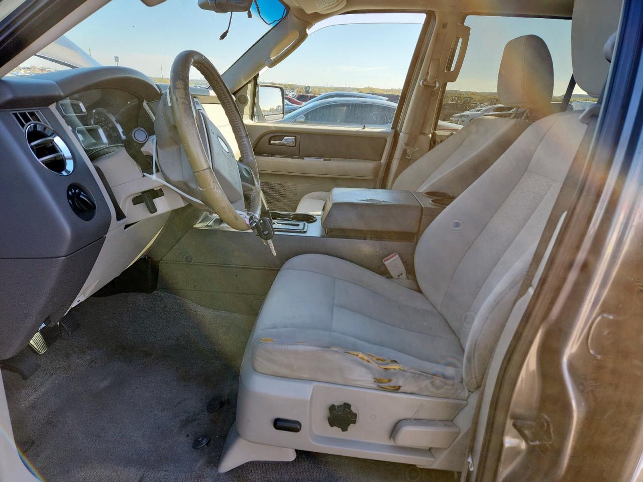 Ford Expedition Xl Image 13