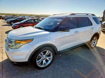  Salvage Ford Explorer