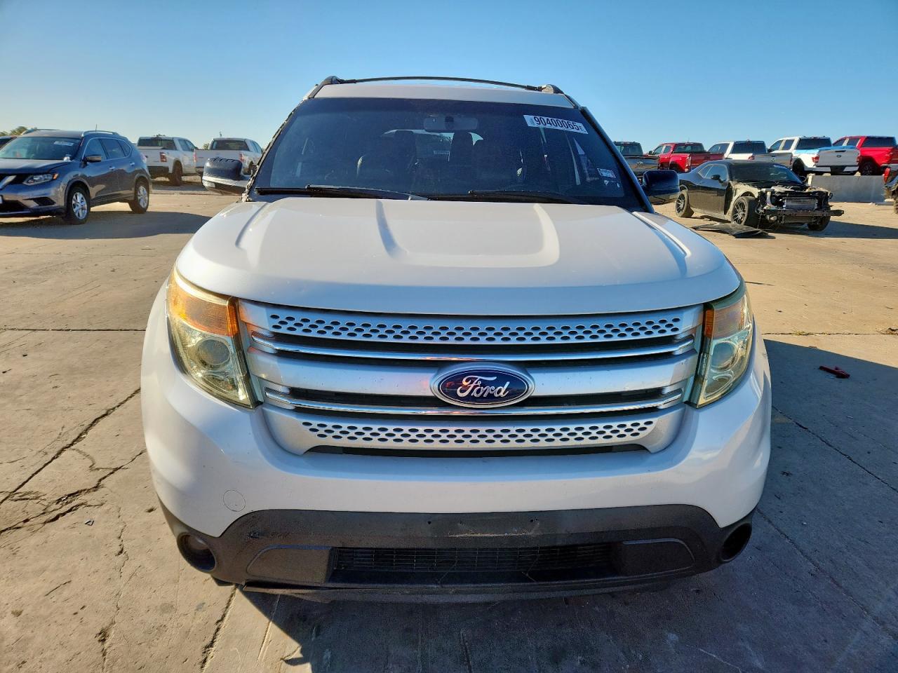 Ford Explorer Xlt Image 3