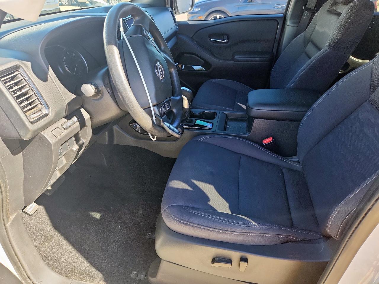 Nissan Frontier S Image 10