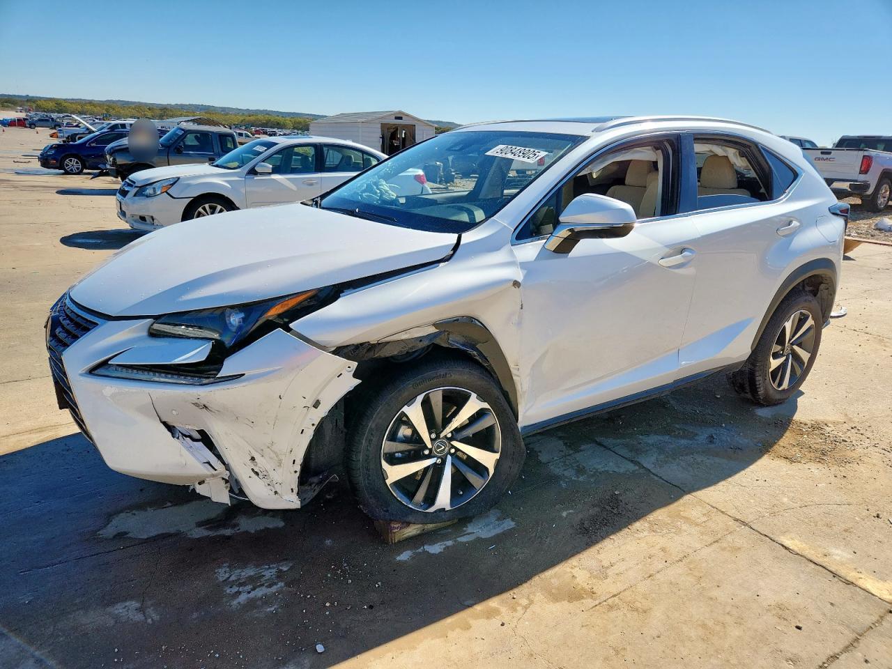 Lexus NX 300 Base Image 1