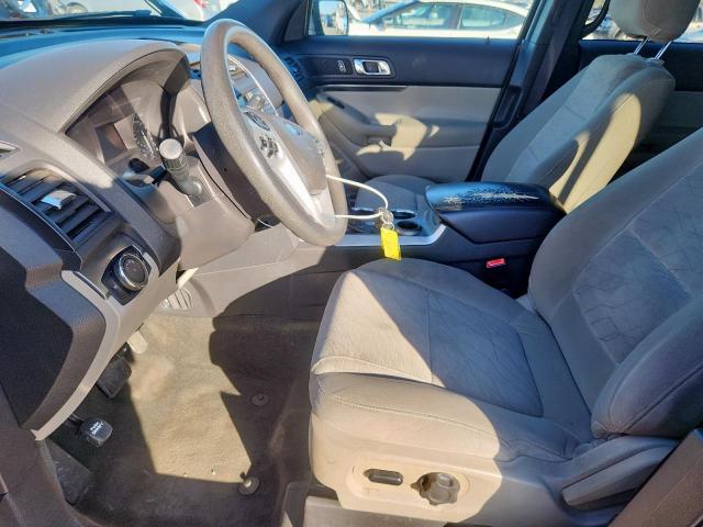 Ford Explorer Image 12