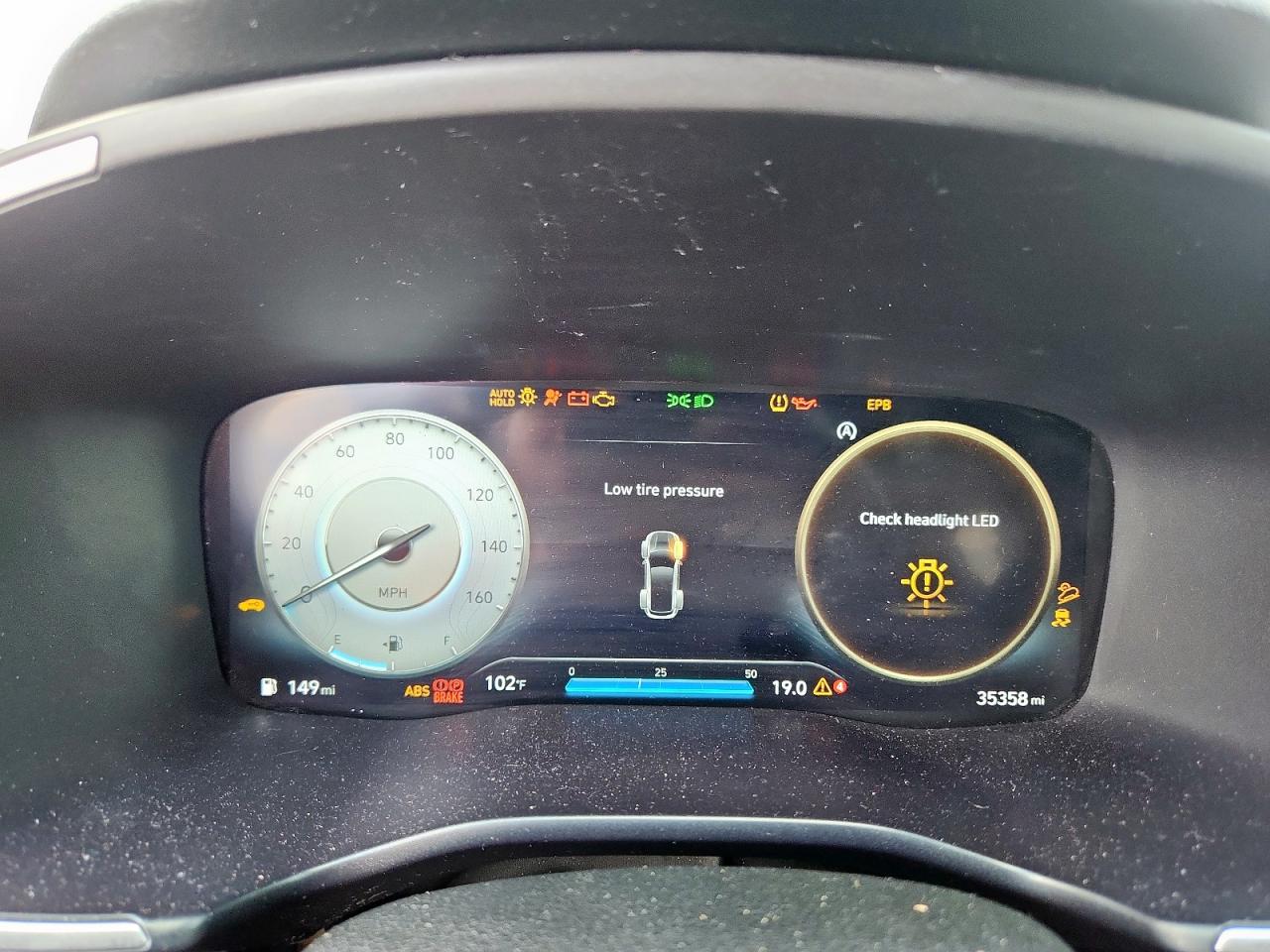 Hyundai SANTA FE Limited Image 11