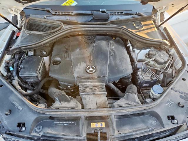 Mercedes-Benz G-Class 350 Bluetec Image 11