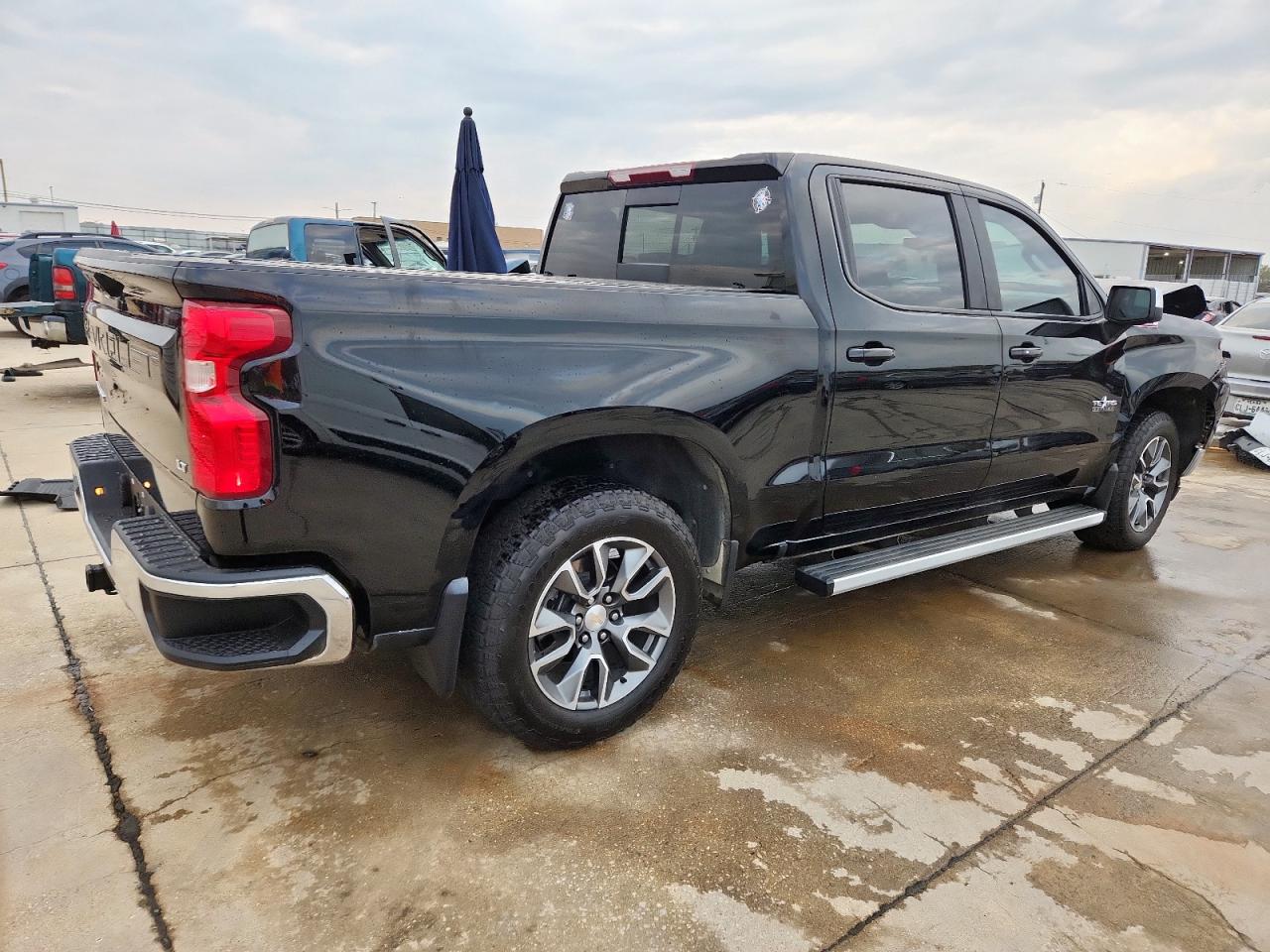 Chevrolet Silverado K1500 Lt Image 4