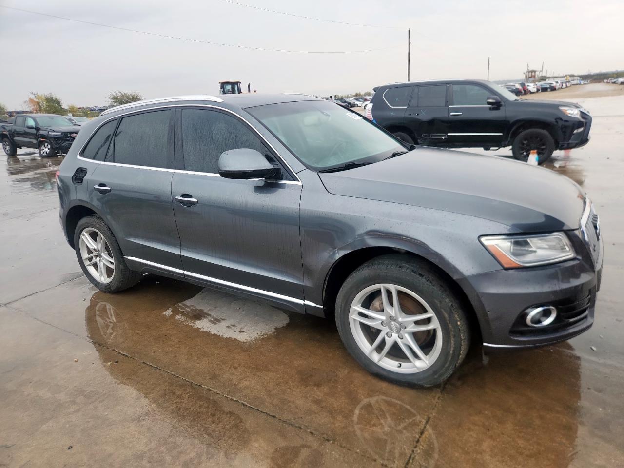 Audi Q5 Premium Plus Image 3