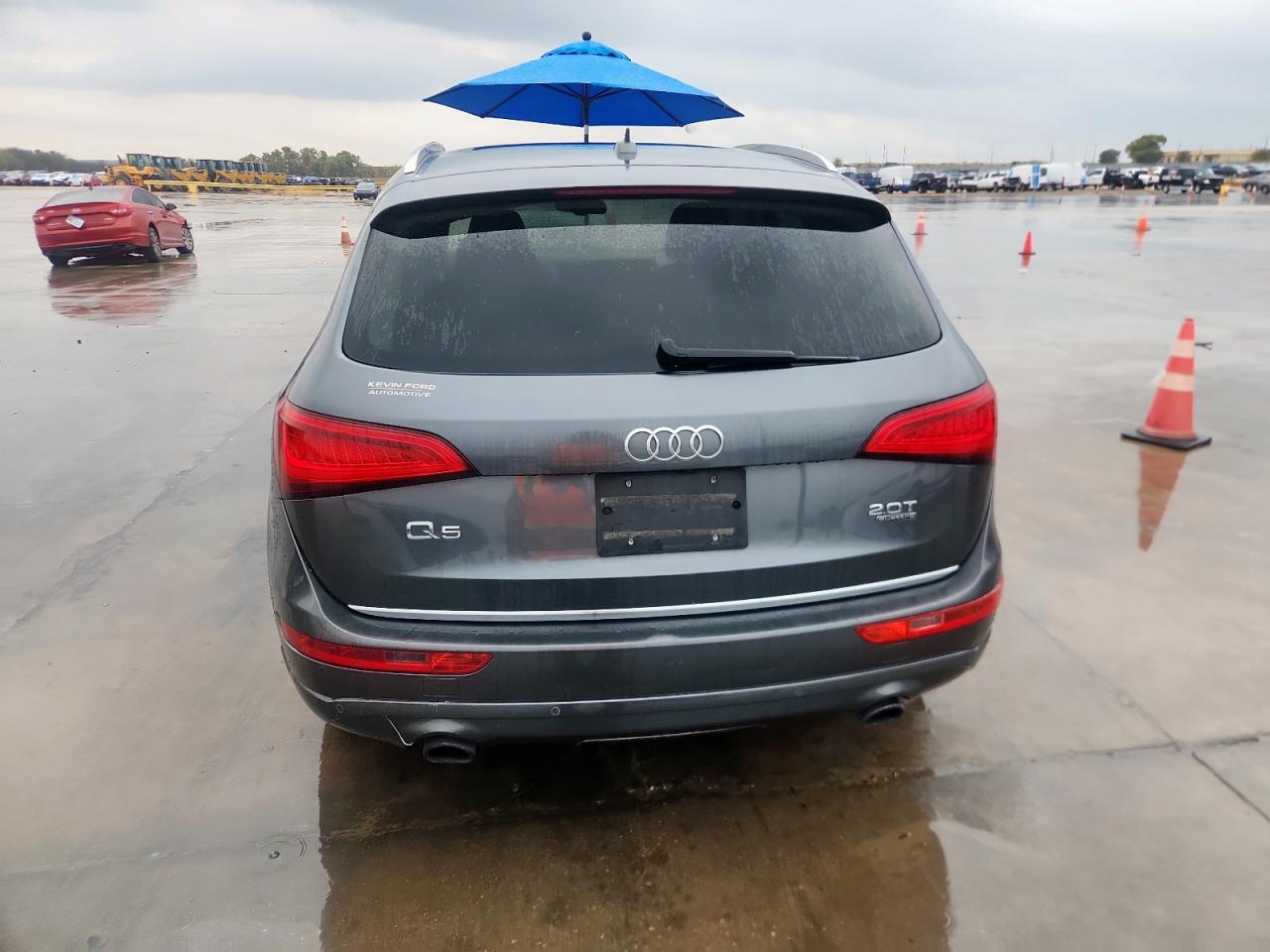 Audi Q5 Premium Plus Image 11