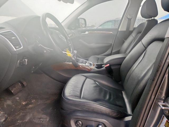 Audi Q5 Premium Plus Image 10