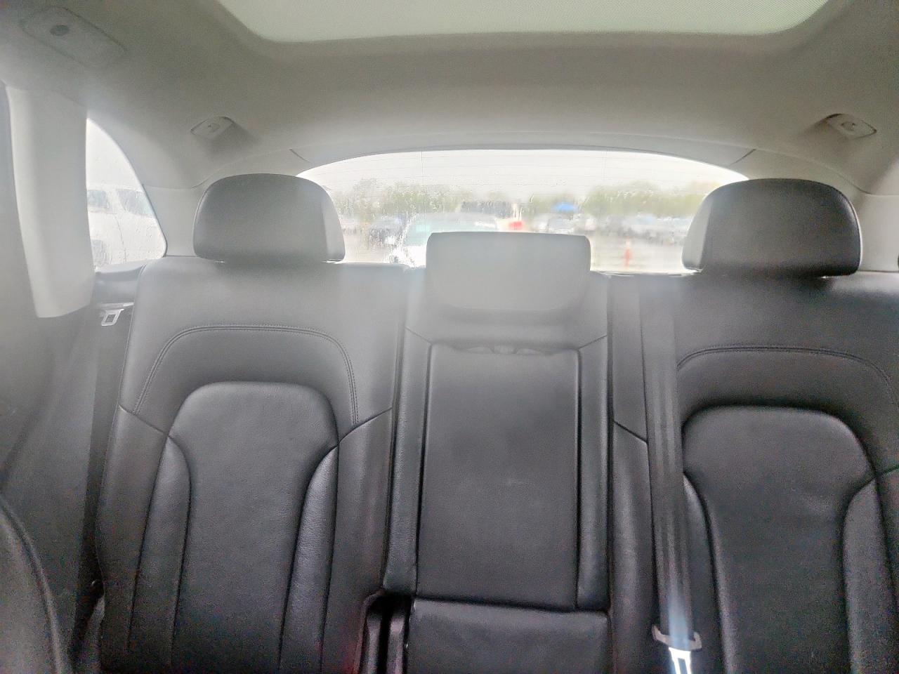 Audi Q5 Premium Plus Image 9