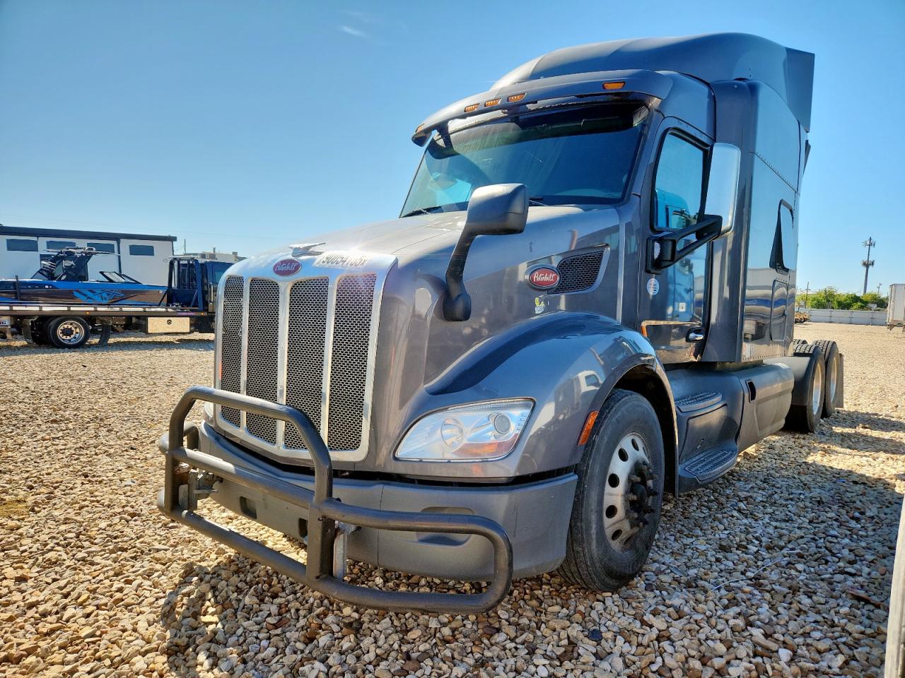 Peterbilt 579 Image 4