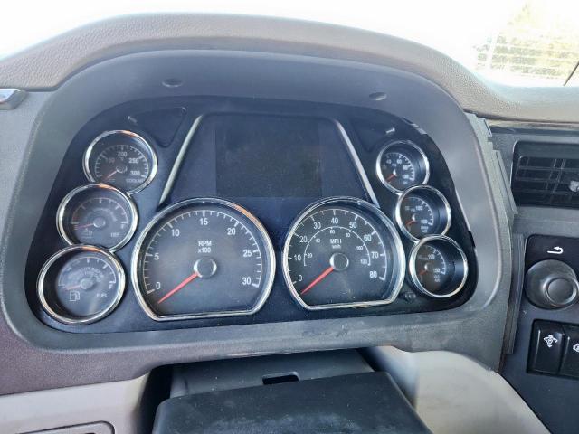 Peterbilt 579 Image 9