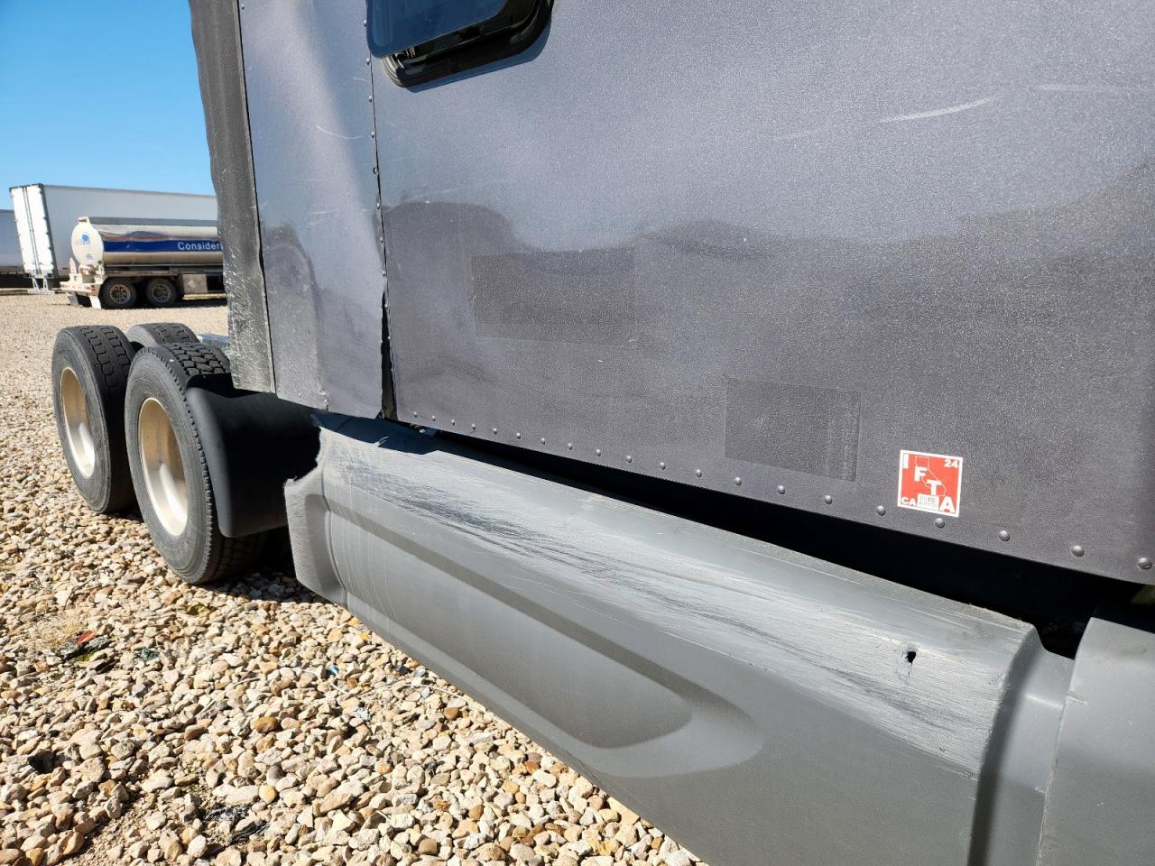 Peterbilt 579 Image 10