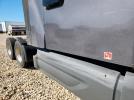 Peterbilt 579 Image 10
