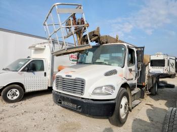  Salvage Freightliner M2 106 Med