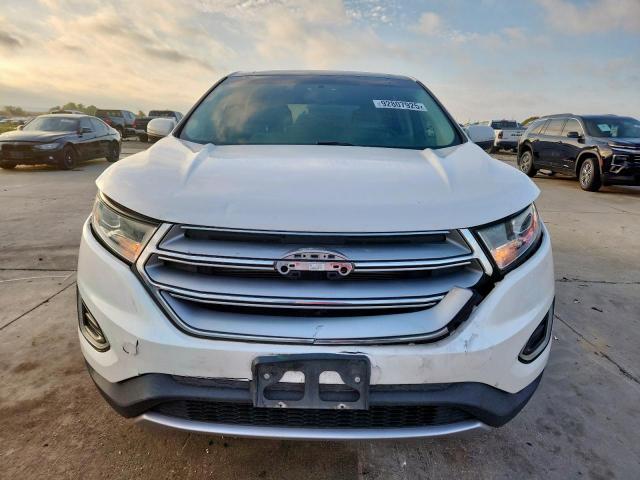 Ford Edge Titanium Image 4