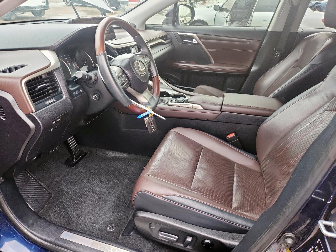 Lexus RX 350 Base Image 6