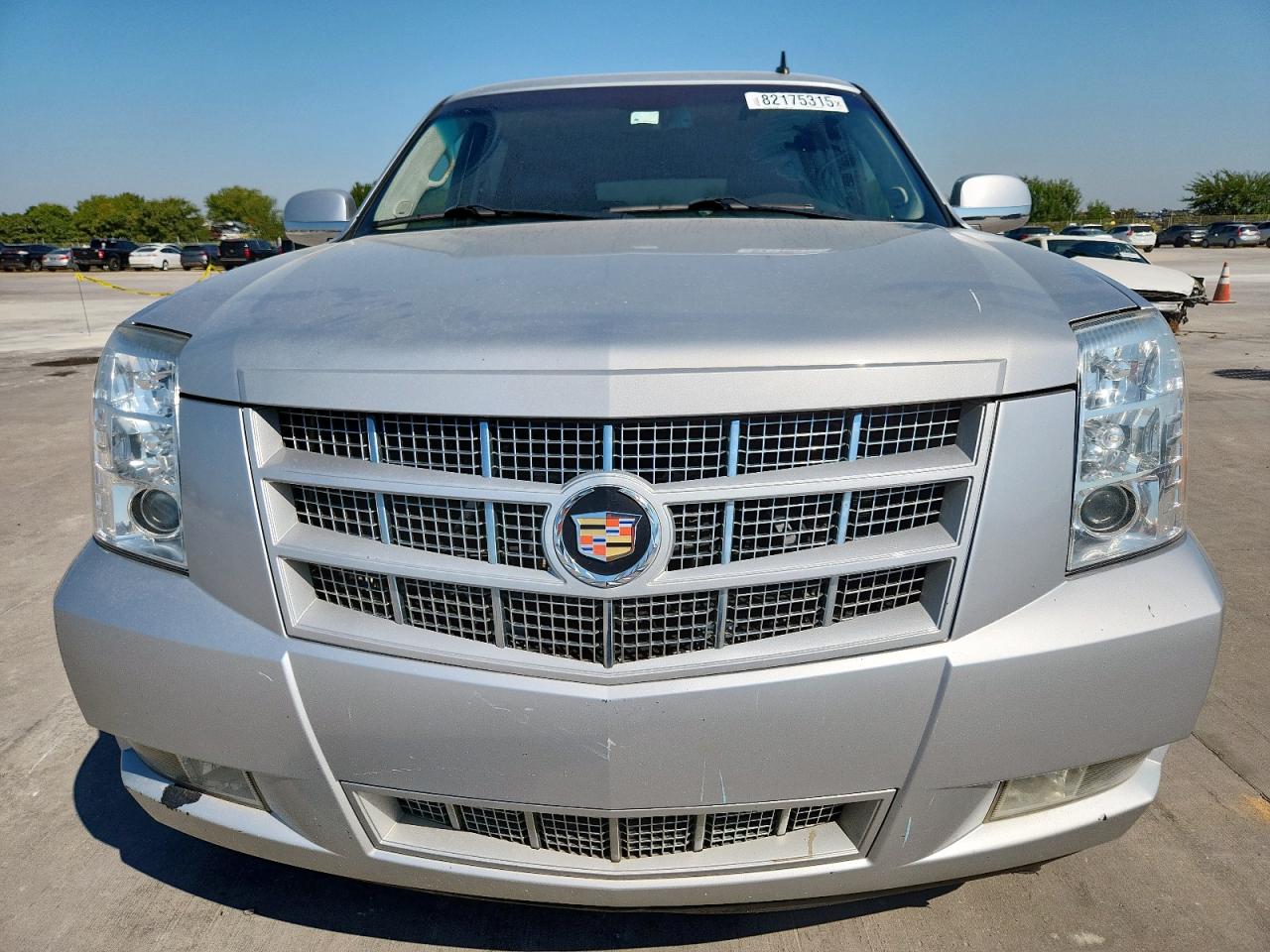 Cadillac Escalade Esv Premium Image 10