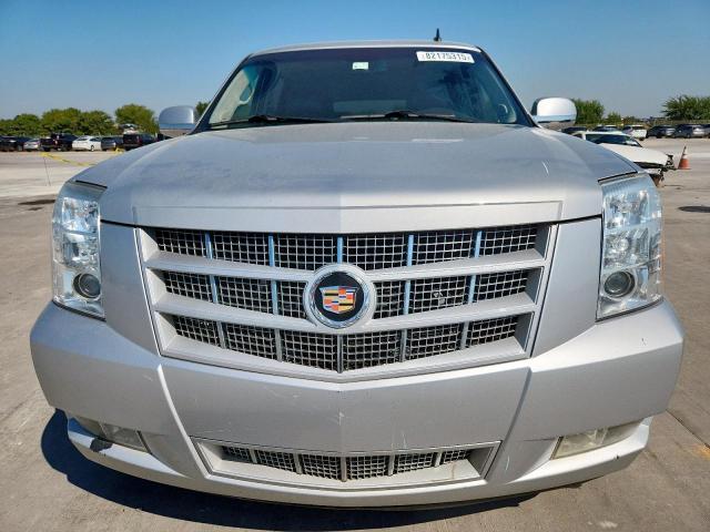 Cadillac Escalade Esv Premium Image 10
