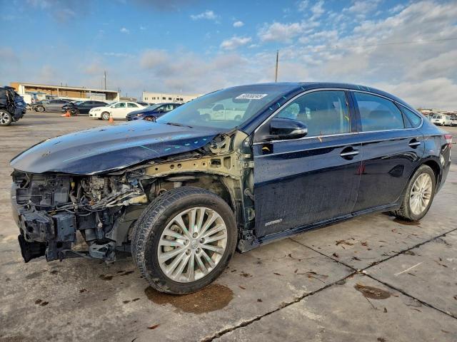  Salvage Toyota Avalon