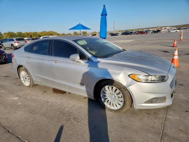 Ford Fusion Se Hybrid Image 4