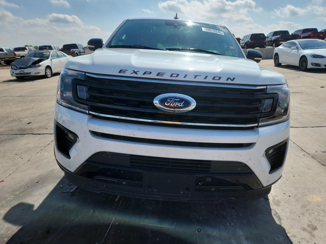 Ford Expedition Limited Image 3