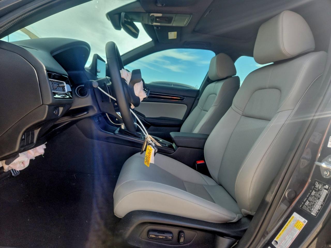 Honda Civic Sport Touring Image 4