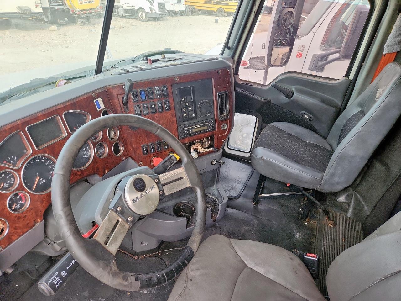 Mack Cxu613 Cxu600 Image 5