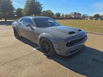  Salvage Dodge Challenger