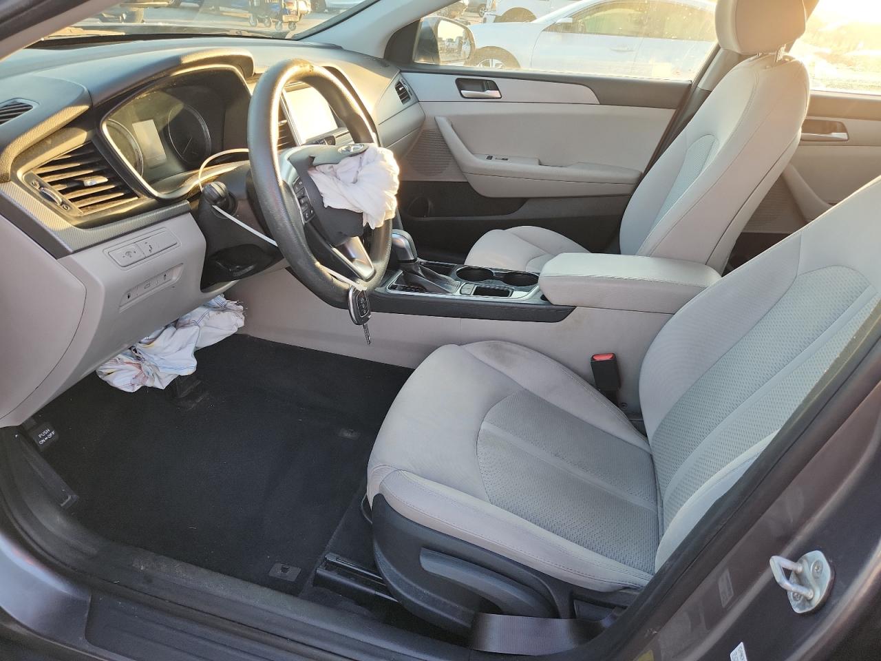 Hyundai SONATA Se Image 4