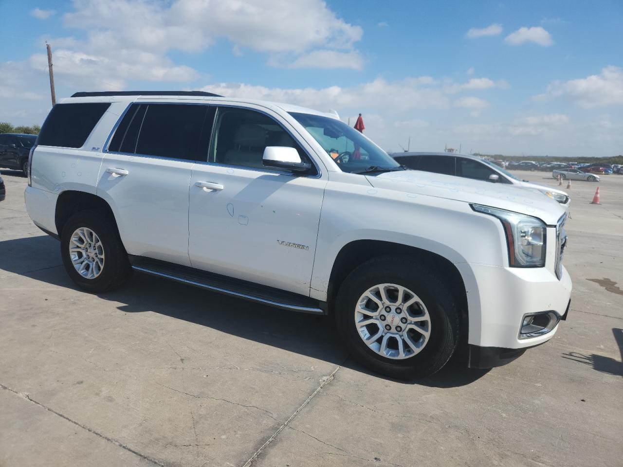GMC Yukon Slt Image 3