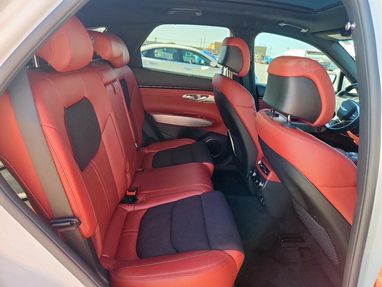 Genesis Gv70 Base Base Image 10