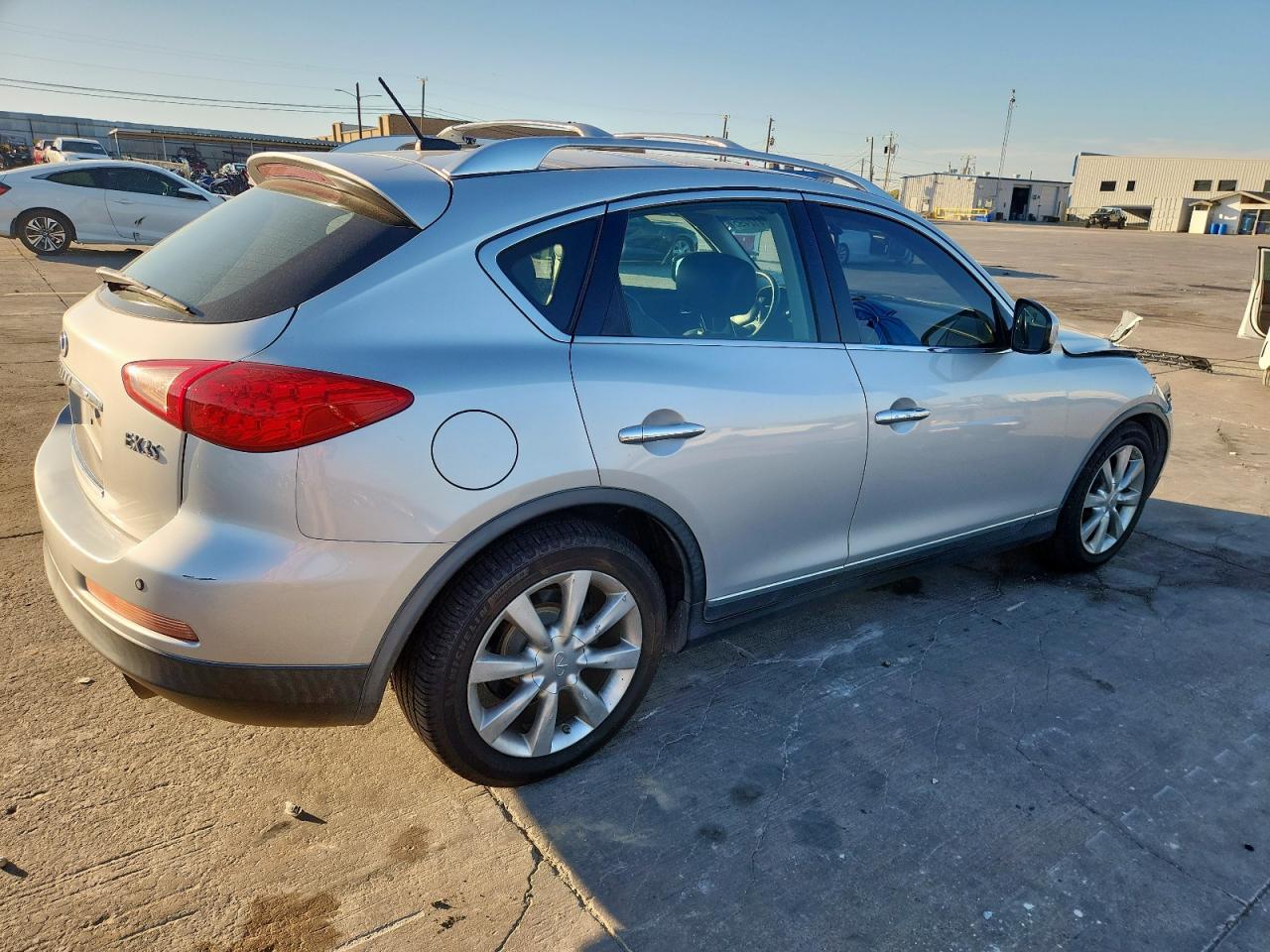 INFINITI Ex Base Image 2