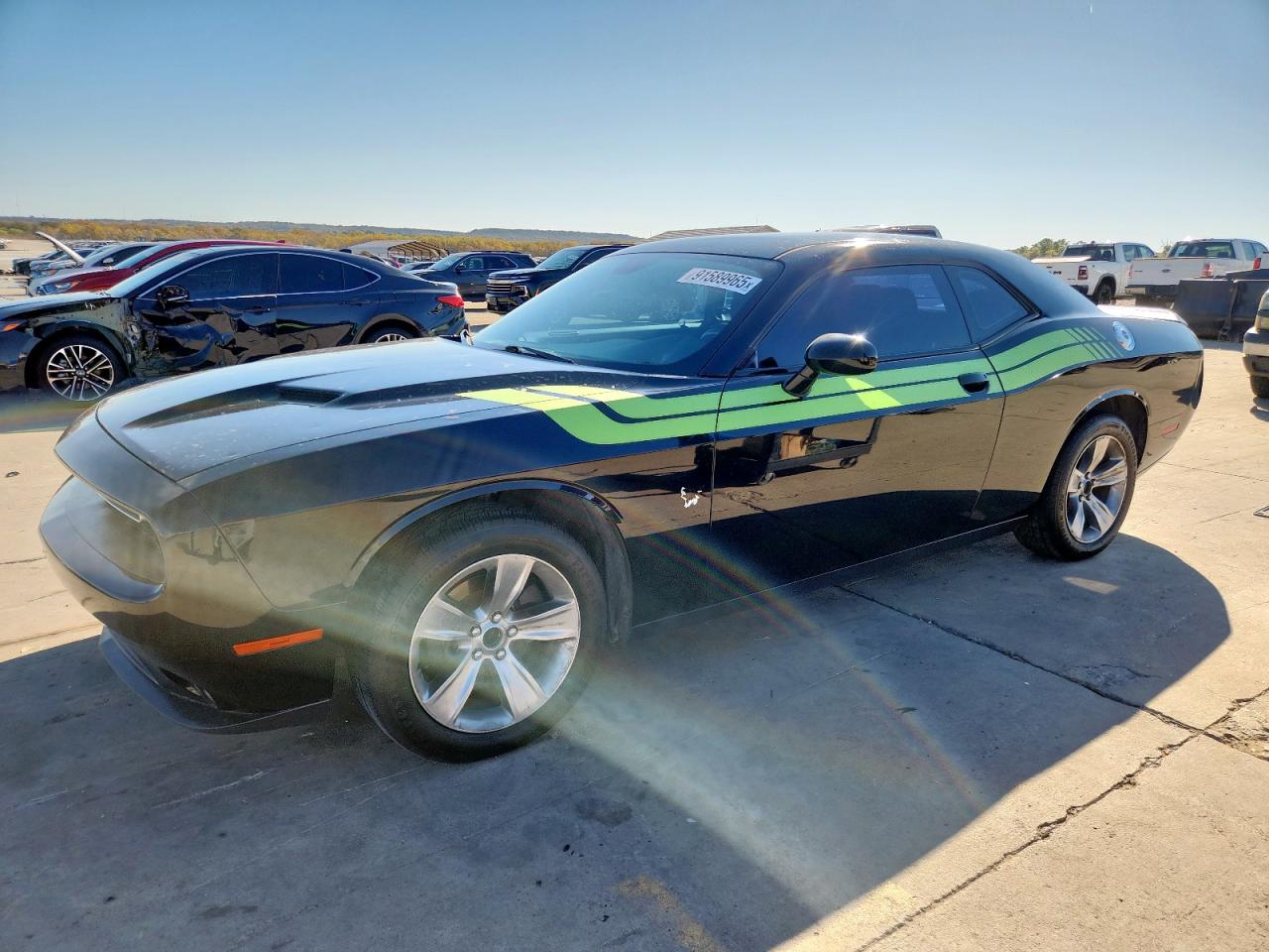 Dodge Challenger Sxt Image 1