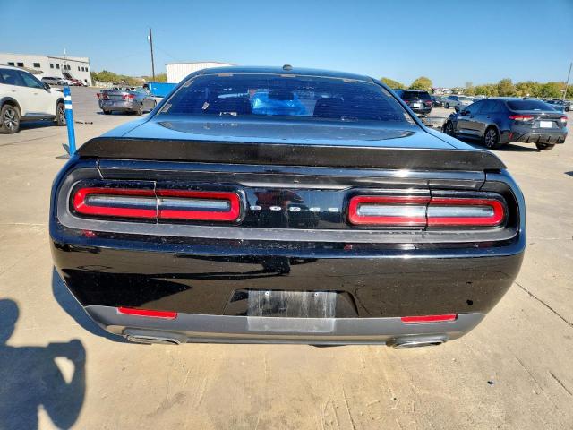 Dodge Challenger Sxt Image 8
