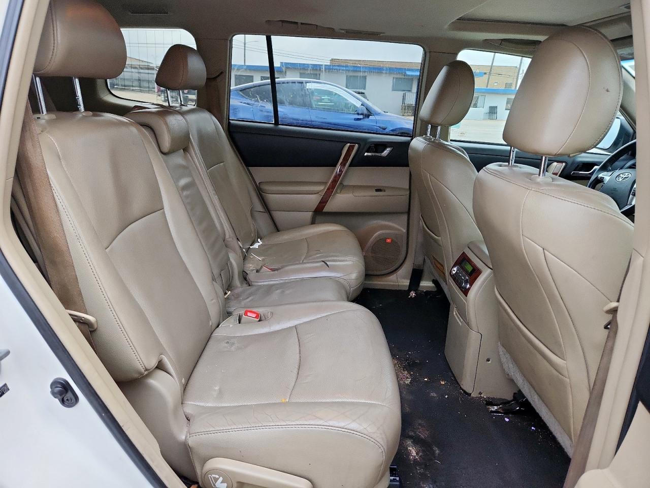 Toyota Highlander Limited Image 8