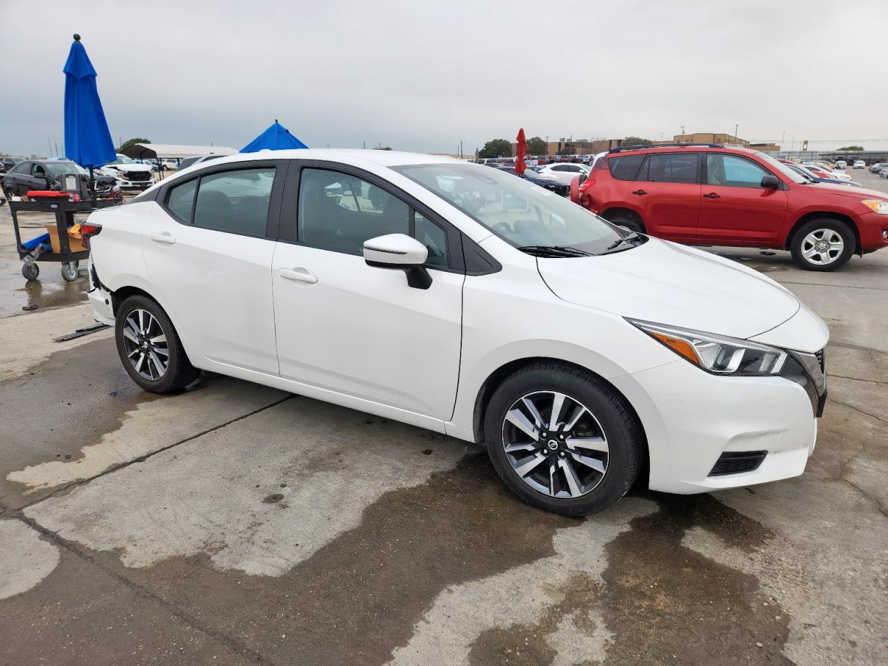 Nissan Versa Sv Image 2