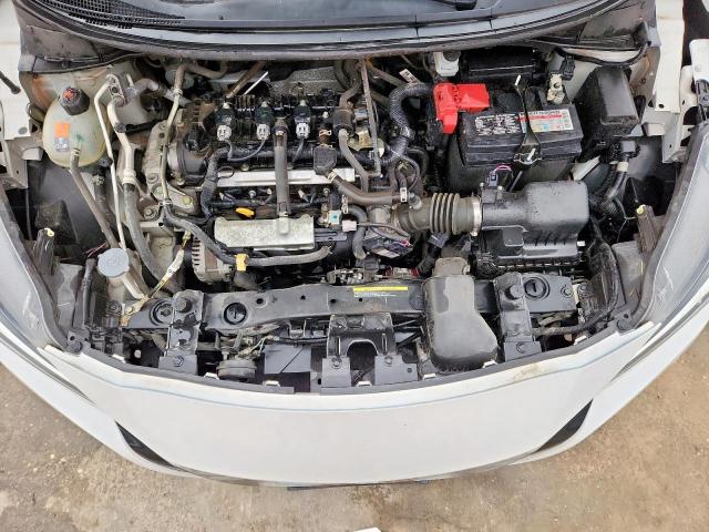 Nissan Versa Sv Image 12