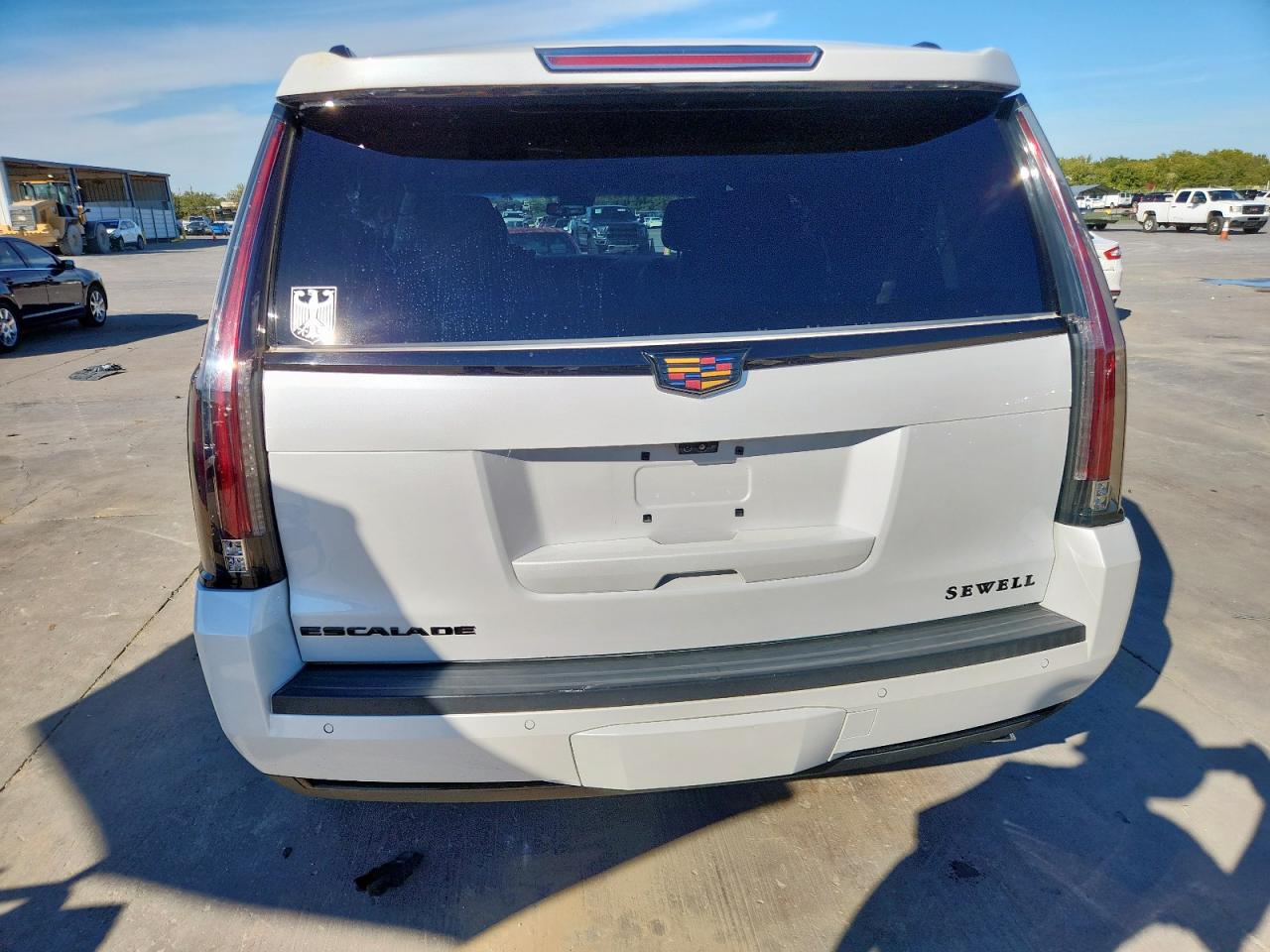 Cadillac Escalade Premium Luxury Image 13