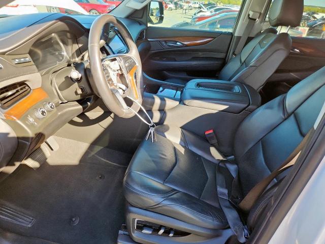 Cadillac Escalade Premium Luxury Image 12