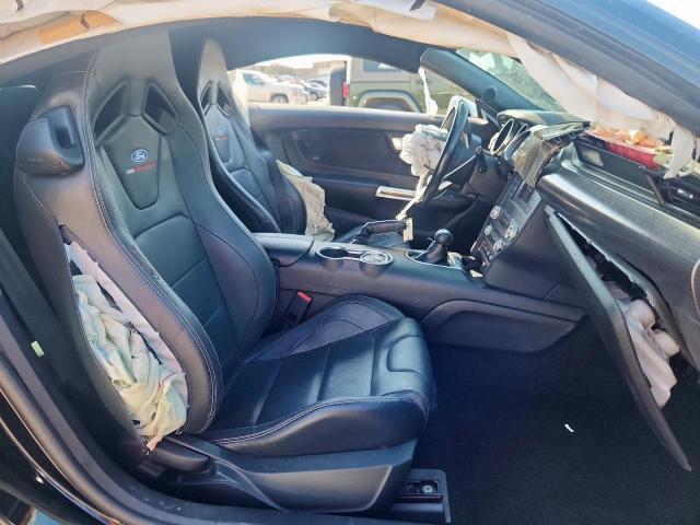 Ford Mustang Gt Image 2