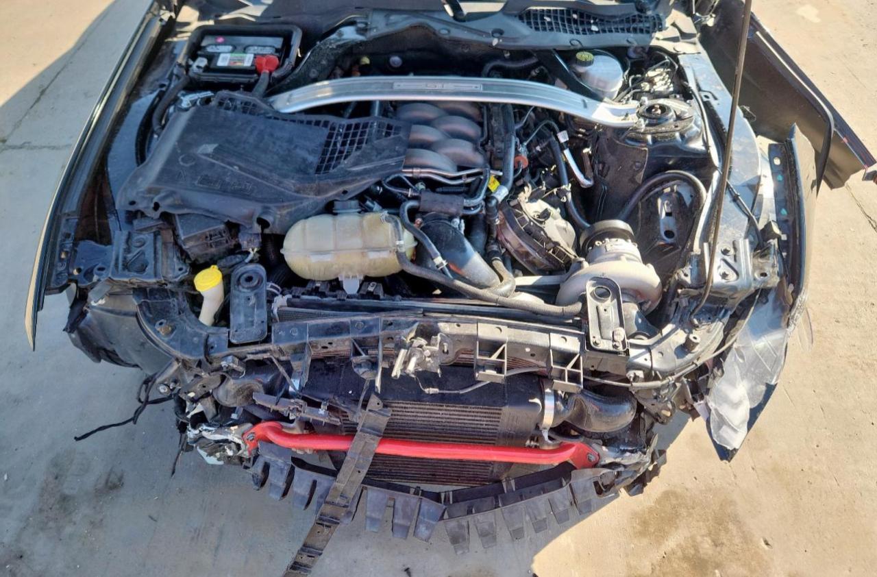 Ford Mustang Gt Image 12