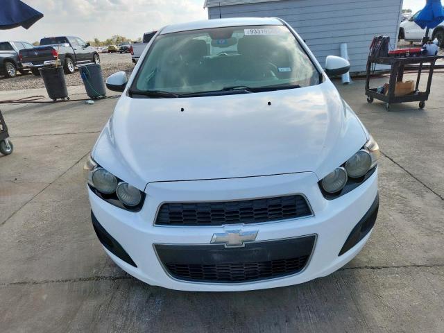 Chevrolet Sonic Lt Image 5