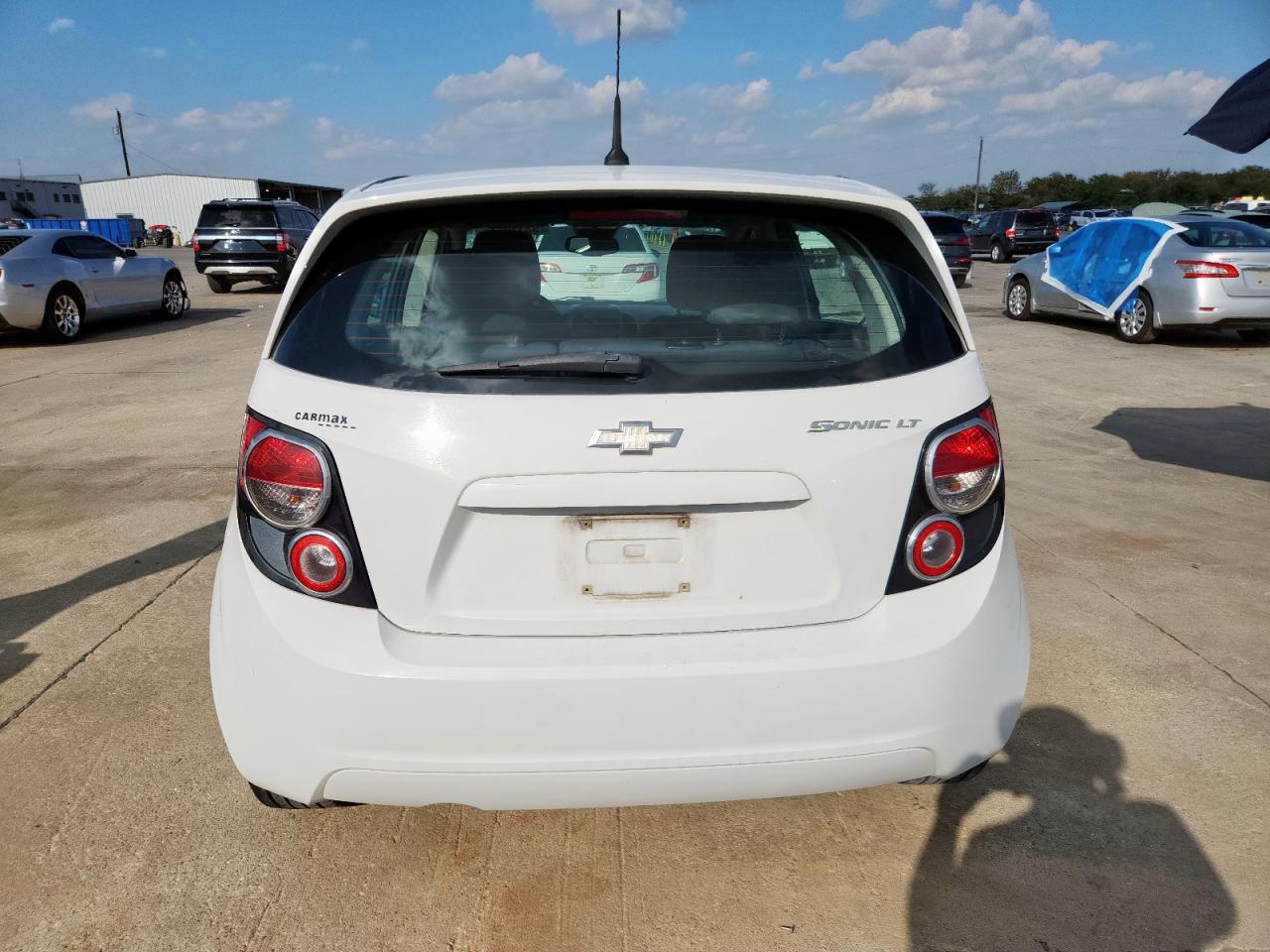 Chevrolet Sonic Lt Image 12