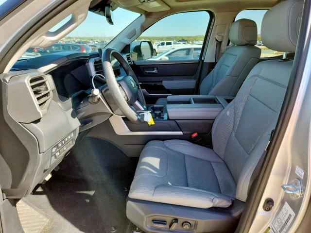 Toyota Tundra Crewmax Limited Image 12