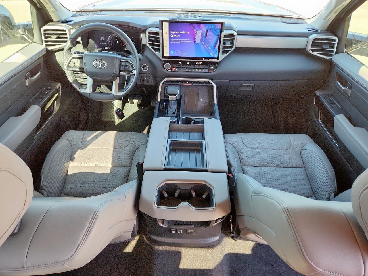 Toyota Tundra Crewmax Limited Image 9