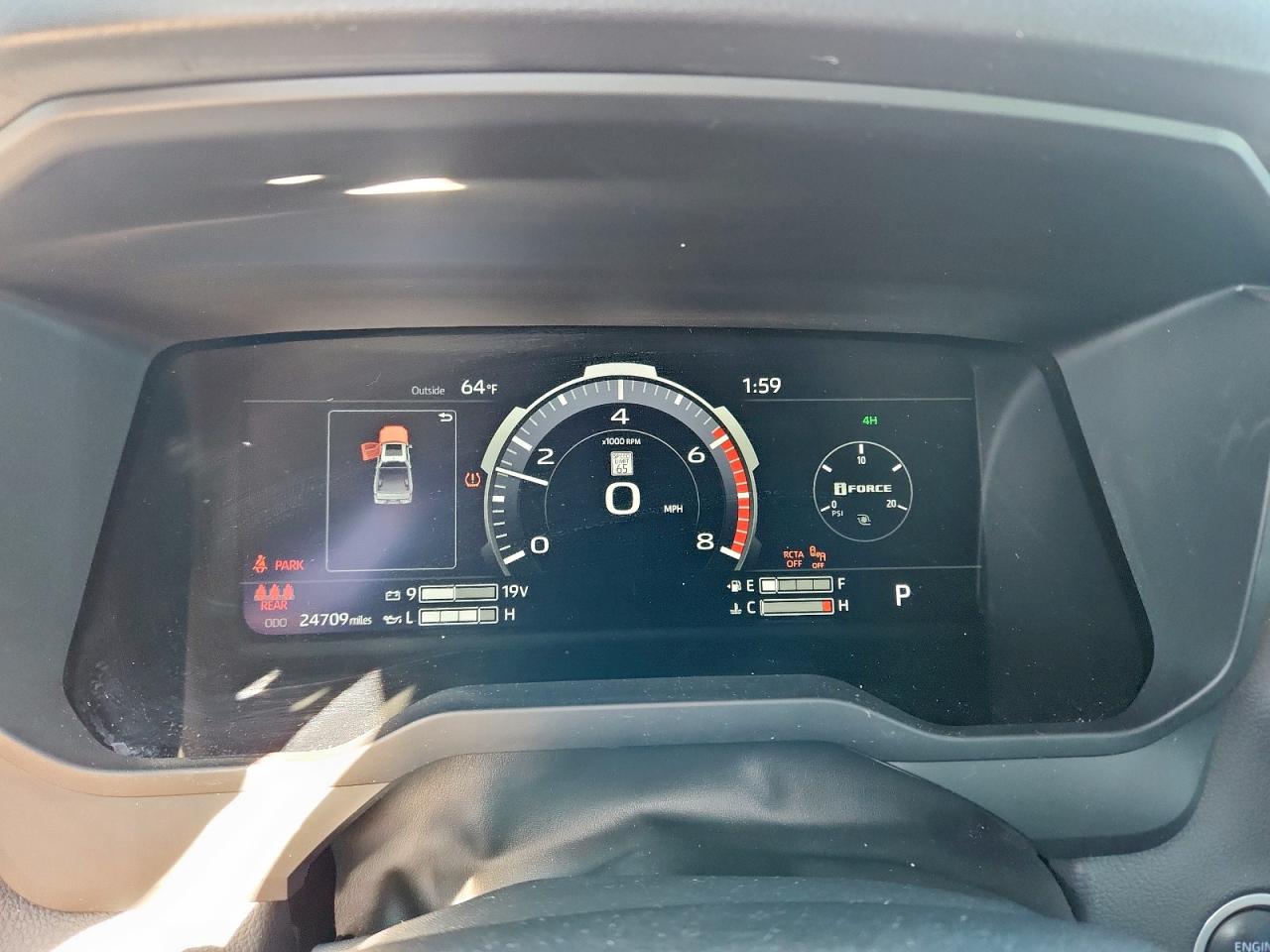 Toyota Tundra Crewmax Limited Image 7