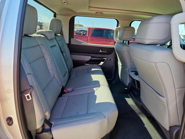 Toyota Tundra Crewmax Limited Image 5