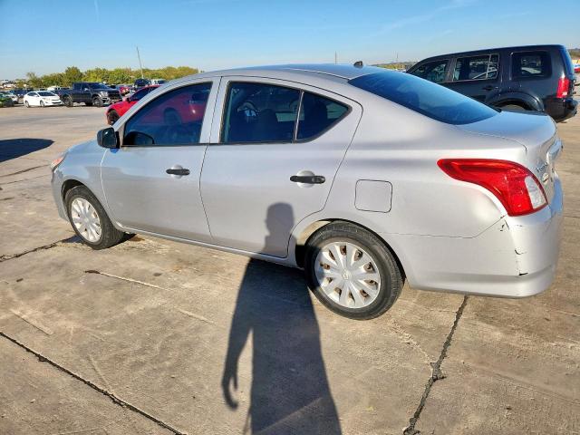 Nissan Versa S Image 12