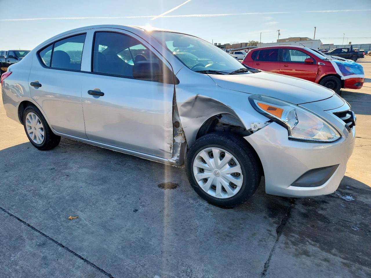 Nissan Versa S Image 4