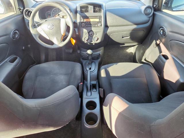 Nissan Versa S Image 5